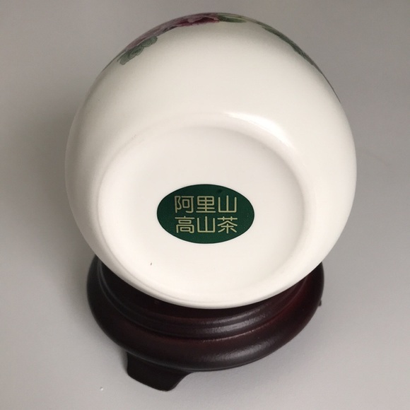 Fine ceramic Trinket jar, loose tea holder, made in Taiwan - Picture 3 of 7